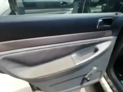 Veículo de Sucata audi a4 berlina (b5) 1.8 do ano 2000 alimentado avv