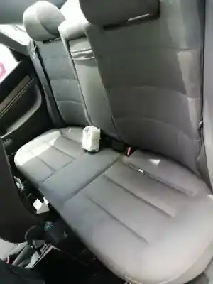 Veículo de Sucata audi a4 berlina (b5) 1.8 do ano 2000 alimentado avv