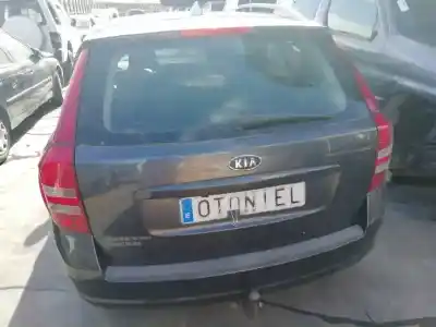 Veicolo di demolizione kia cee´d sporty wagon ex dell'anno 2007 alimentato d4fbl-ul