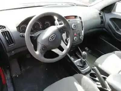 Здавання транспортного засобу kia cee´d concept року 2009 потужний d4fb