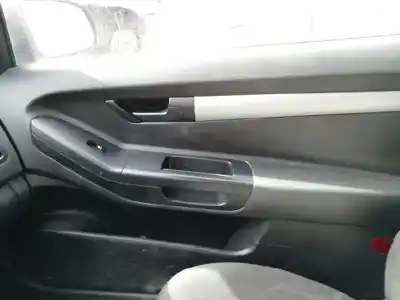Здавання транспортного засобу kia cee´d concept року 2009 потужний d4fb
