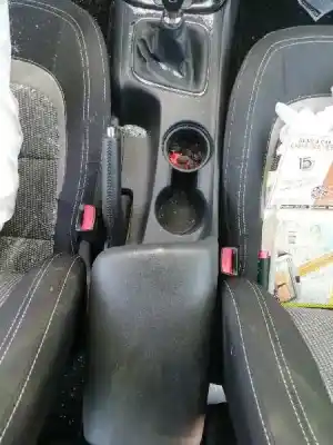 Veículo de Sucata kia pro cee´d (jd) 1.4 crdi 90 do ano 2015 alimentado d4fc