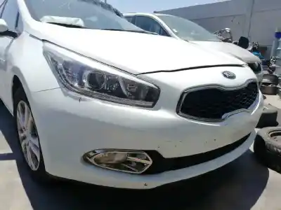 Veículo de Sucata kia pro cee´d (jd) 1.4 crdi 90 do ano 2015 alimentado d4fc