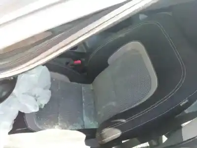 Veículo de Sucata kia pro cee´d (jd) 1.4 crdi 90 do ano 2015 alimentado d4fc