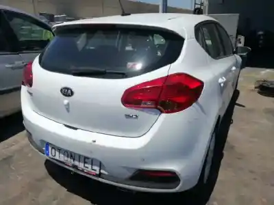 Vehículo de desguace kia cee´d 1.4 crdi cat del año 2015 con motor d4fc