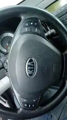 Veículo de Sucata kia cee´d sporty wagon ex do ano 2008 alimentado d4fbl-ul