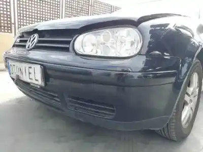 Verschrottungsfahrzeug volkswagen golf iv berlina (1j1) 2.3 v5 cat (agz) des jahres 2000 angetrieben agz