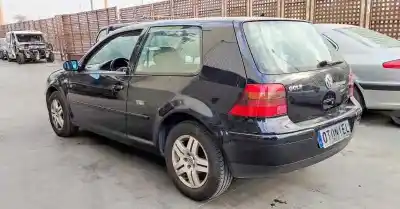Verschrottungsfahrzeug volkswagen golf iv berlina (1j1) 2.3 v5 cat (agz) des jahres 2000 angetrieben agz