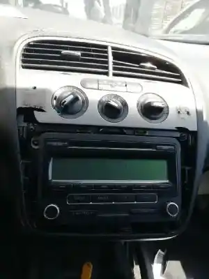 Scrapping Vehicle seat altea xl (5p5) reference of the year 2014 powered cay