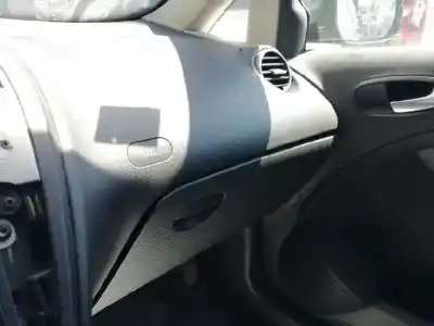 Scrapping Vehicle seat altea xl (5p5) reference of the year 2014 powered cay