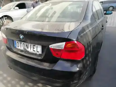 Veículo de Sucata bmw serie 3 berlina (e90) 318d do ano 2007 alimentado n47d20a