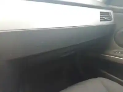 Veículo de Sucata bmw serie 3 berlina (e90) 318d do ano 2007 alimentado n47d20a