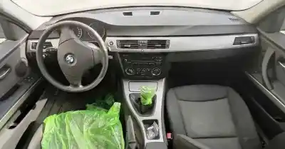 Veículo de Sucata bmw serie 3 berlina (e90) 318d do ano 2007 alimentado n47d20a