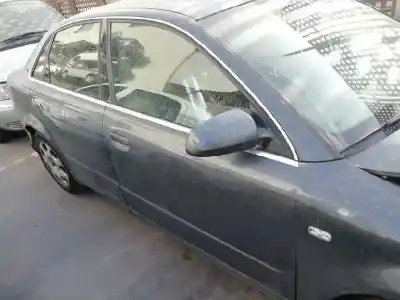 Veículo de Sucata audi a4 berlina (8e) 1.9 tdi (96kw) do ano 2004 alimentado avf