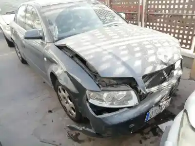Veículo de Sucata audi a4 berlina (8e) 1.9 tdi (96kw) do ano 2004 alimentado avf