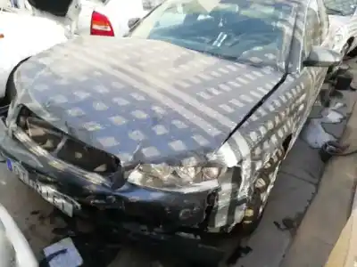 Veículo de Sucata audi a4 berlina (8e) 1.9 tdi (96kw) do ano 2004 alimentado avf