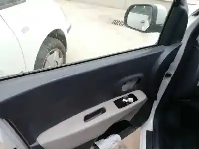 Vehicul casat dacia lodgy ambiance al anului 2014 alimentat k9kc6