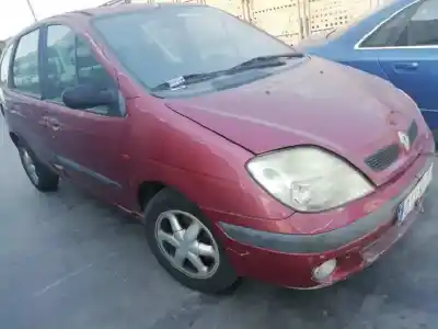 Scrapping Vehicle renault scenic (ja..) 1.4 16v authentique of the year 2001 powered k4j c7