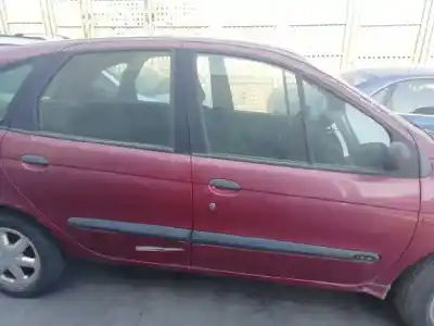 Scrapping Vehicle renault scenic (ja..) 1.4 16v authentique of the year 2001 powered k4j c7