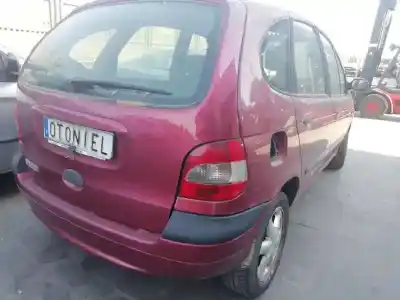 Scrapping Vehicle renault scenic (ja..) 1.4 16v authentique of the year 2001 powered k4j c7