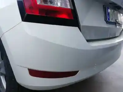 Здавання транспортного засобу skoda fabia 1.0 mpi року 2019 потужний chyb