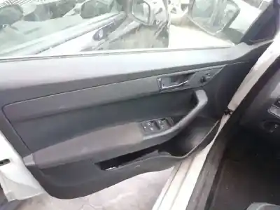 Здавання транспортного засобу skoda fabia 1.0 mpi року 2019 потужний chyb