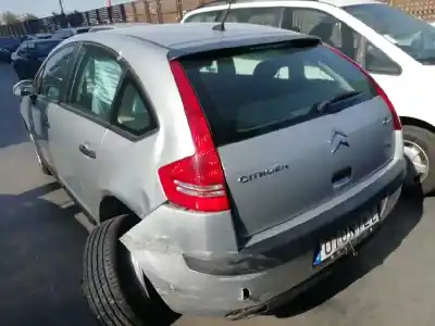 Vehicul casat citroen c4 berlina collection al anului 2004 alimentat 9hy