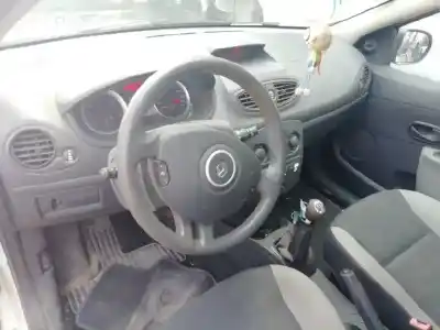 Scrapping Vehicle renault clio iii authentique of the year 2009 powered d4f d7