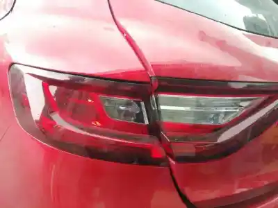 Veículo de Sucata renault megane iv berlina 5p 1.3 tce do ano 2020 alimentado h5h b4