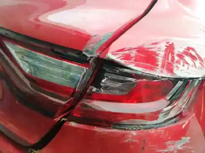 Veículo de Sucata renault megane iv berlina 5p 1.3 tce do ano 2020 alimentado h5h b4