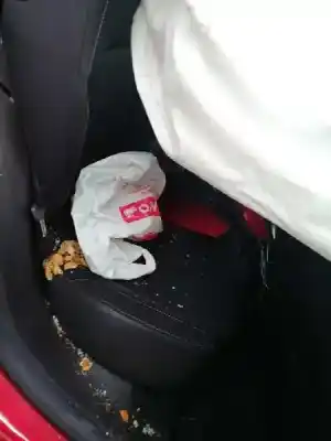 Veículo de Sucata renault megane iv berlina 5p 1.3 tce do ano 2020 alimentado h5h b4