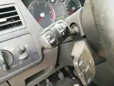 Здавання транспортного засобу ford focus c-max (cap) ambiente (d) року 2005 потужний g8da
