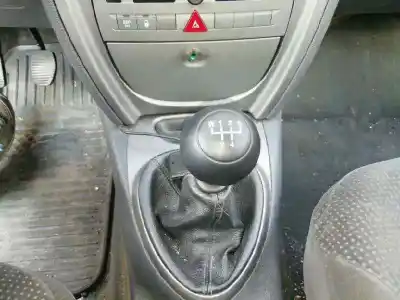 Veículo de Sucata citroen c5 break collection do ano 2006 alimentado rhr