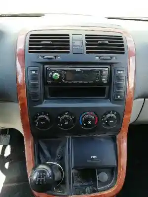 Sloopvoertuig kia carnival ii (gq) 2.9 crdi van het jaar 2003 aangedreven j3