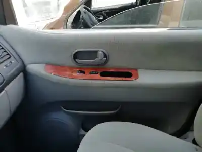 Sloopvoertuig kia carnival ii (gq) 2.9 crdi van het jaar 2003 aangedreven j3