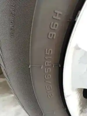 Sloopvoertuig kia carnival ii (gq) 2.9 crdi van het jaar 2003 aangedreven j3