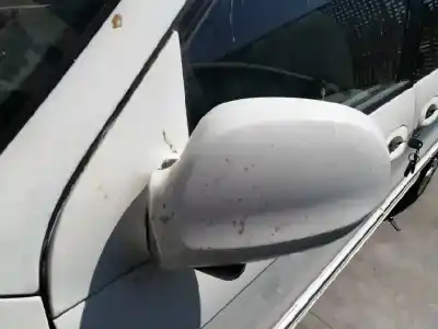 Sloopvoertuig kia carnival ii (gq) 2.9 crdi van het jaar 2003 aangedreven j3