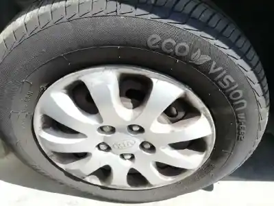 Sloopvoertuig kia carnival ii (gq) 2.9 crdi van het jaar 2003 aangedreven j3