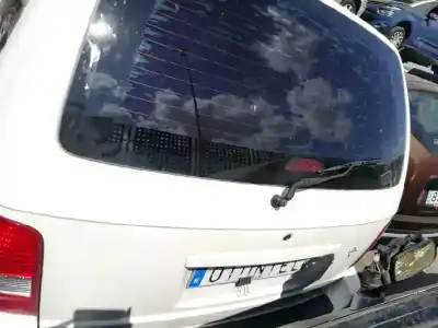 Sloopvoertuig kia carnival ii (gq) 2.9 crdi van het jaar 2003 aangedreven j3