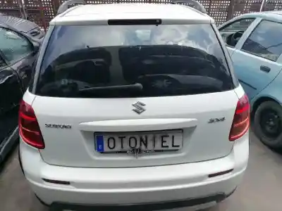 Veicolo di demolizione suzuki sx4 rw (ey) gl dell'anno 2012 alimentato m16a
