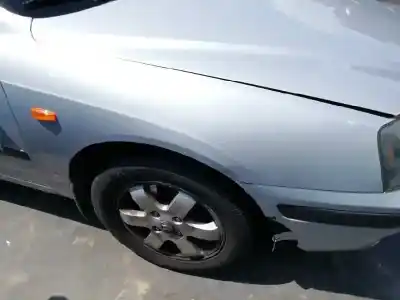 Veicolo di demolizione hyundai elantra (xd) 2.0 gls dell'anno 2004 alimentato g4gc