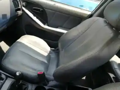 Veicolo di demolizione hyundai elantra (xd) 2.0 gls dell'anno 2004 alimentato g4gc