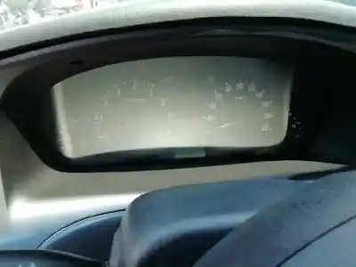 Veicolo di demolizione hyundai elantra (xd) 2.0 gls dell'anno 2004 alimentato g4gc