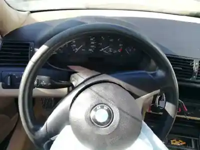 Veículo de Sucata bmw 3 coupé (e46) 318 ci do ano 2004 alimentado n42b20a