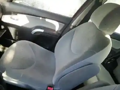 Veicolo di demolizione citroen c3 1.4 hdi exclusive dell'anno 2005 alimentato 8hz