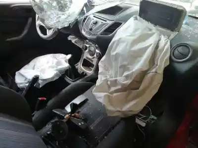 Sloopvoertuig ford fiesta (cb1) trend van het jaar 2010 aangedreven f6jd