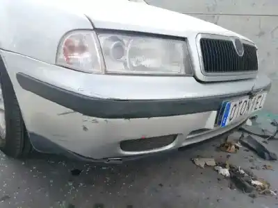 Véhicule à la ferraille skoda octavia berlina (1u2) 1.9 tdi slx de l'année 2000 alimenté agr