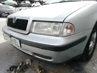 Véhicule à la ferraille skoda octavia berlina (1u2) 1.9 tdi slx de l'année 2000 alimenté agr