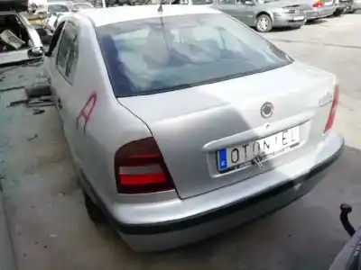 Véhicule à la ferraille skoda octavia berlina (1u2) 1.9 tdi slx de l'année 2000 alimenté agr