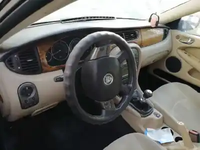 Здавання транспортного засобу jaguar                                             x-type i (x400)                                                                                                                                                                                                                                            2.0 d року 2004 потужний 6b